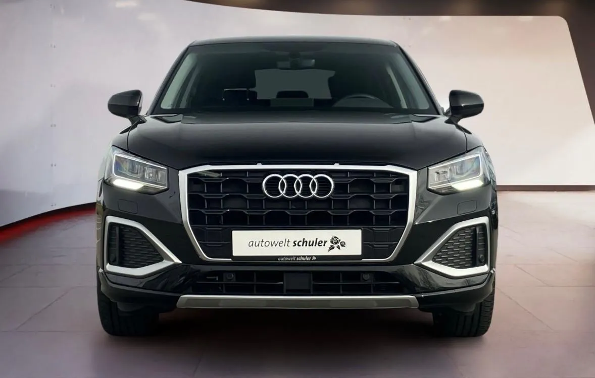 AUDI Q2 30 TDI Admired Image 1