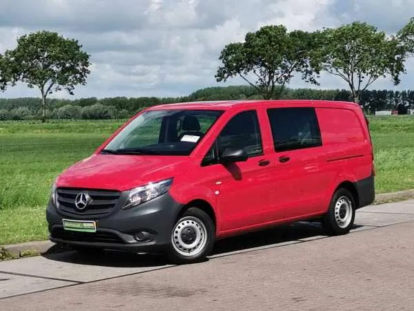 Mercedes-Benz Vito 114 CDI Image 2